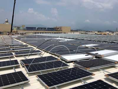 Topfence: toonaangevende innovatie op het gebied van zonne-montagesystemen op daken en duurzame oplossingen
        