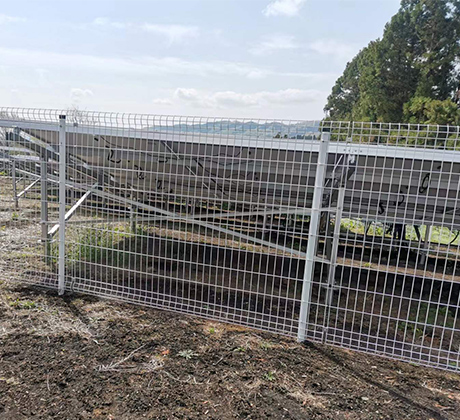 810KW op de grond gemonteerde zonnestructuur